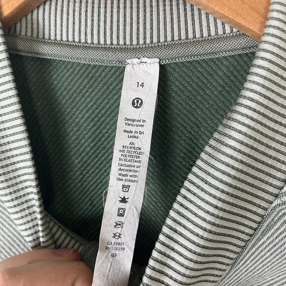 Lululemon Athletic Rest Less Cropped Half Zip Jacket Grey Sage Size 14 - Picture 7 of 8